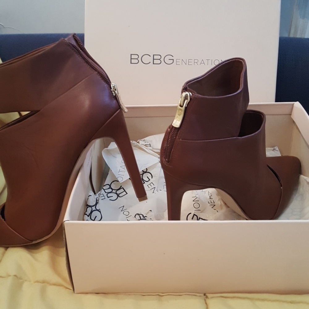 BCBG Stylish shoes